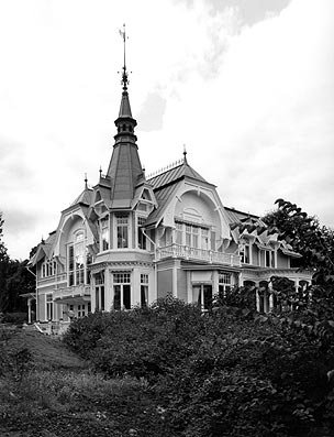 Villa Högudden på Lidingö, en orgelbunden villa av engelsk-amerikansk typ.